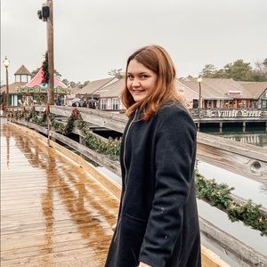 Meet your Posher, Alanna